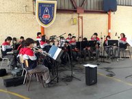 Orquesta San Ignacio visita Colegios de la M. de Santiago