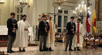 Misa de Entrega de Cruces de la Generación de IV° Medios 2024