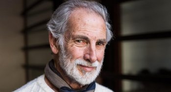 En memoria de nuestro querido exalumno, Héctor Noguera Illanes