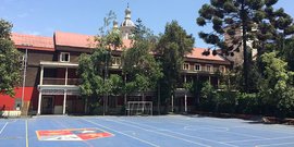 ACERCA DEL PROBLEMA CON LUMINARIA DEL SALÓN DE ACTOS