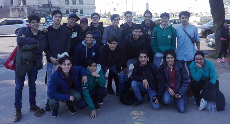 En Buenos Aires estudiantes de IVº Medio  trabajaron en espacios de memoria e historia reciente