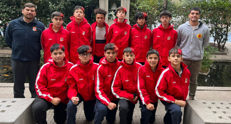 Equipo de Básquetbol, categoría infantil, rumbo a Puerto Montt.