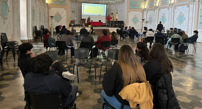 Área de Convivencia Escolar capacita a Dirigentes de Grupo Scout